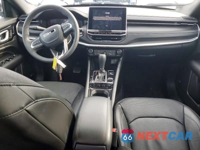 Zdjęcie 8 z 12 samochodu: 2024 JEEP COMPASS LIMITED VIN:3C4NJDCN9RT109106 - miniatura