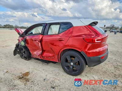 Drugie zdjęcie samochodu z przodu: 2019 VOLVO XC40 T5 MOMENTUM VIN:YV4162UK3K2146780 - miniatura