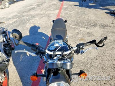 Piąte zdjęcie samochodu w środku: 2018 TRIUMPH MOTORCYCLE BONNEVILLE T100 VIN:SMTD10GN7JT848443 - miniatura