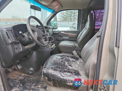 Zdjęcie 7 z 13 samochodu: 2003 CHEVROLET EXPRESS G3500 VIN:1GCHG39U031231730 - miniatura