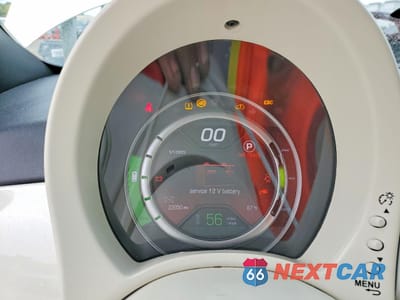 Zdjęcie 9 z 12 samochodu: 2017 FIAT 500 ELECTRIC VIN:3C3CFFGE4HT561448 - miniatura