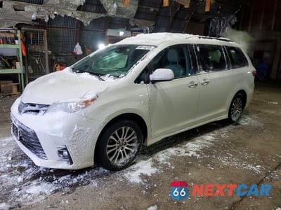 2018 TOYOTA SIENNA XLE 8-PASSENGER 5TDYZ3DC1JS956407 - główne zdjęcie licytacji z USA - miniatura