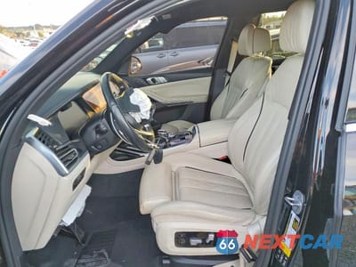 Zdjęcie 7 z 13 samochodu: 2020 BMW X7 XDRIVE40I VIN:5UXCW2C01L9B41874 - miniatura