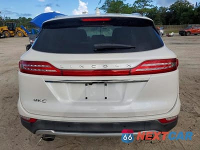 Zdjęcie 6 z 13 samochodu: 2019 LINCOLN MKC RESERVE VIN:5LMCJ3C9XKUL02034 - miniatura
