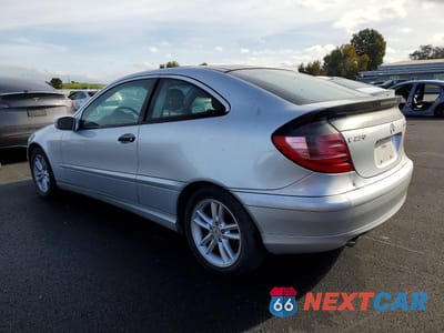 Drugie zdjęcie samochodu z przodu: 2002 MERCEDES-BENZ C 230K SPORT COUPE VIN:WDBRN47JX2A356479 - miniatura