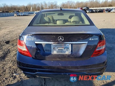 Zdjęcie 6 z 11 samochodu: 2014 MERCEDES-BENZ C 300 4MATIC VIN:WDDGF8AB0ER322755 - miniatura