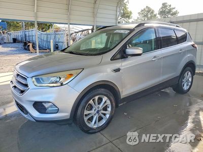 2017 FORD ESCAPE SE 1FMCU0GD5HUE30147 - główne zdjęcie licytacji z USA - miniatura