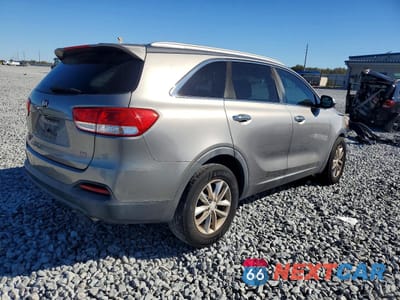 Trzecie zdjęcie samochodu z tyłu: 2016 KIA SORENTO LX VIN:5XYPG4A38GG061675 - miniatura