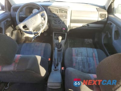 Zdjęcie 8 z 11 samochodu: 1998 VOLKSWAGEN JETTA GT VIN:3VWVA81H4WM127083 - miniatura