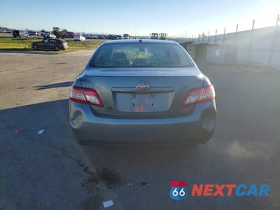 Zdjęcie 6 z 11 samochodu: 2010 TOYOTA CAMRY BASE VIN:4T4BF3EK8AR022780 - miniatura