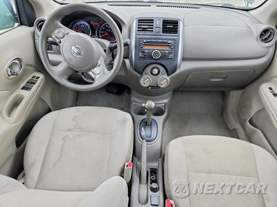 Zdjęcie 8 z 11 samochodu: 2012 NISSAN VERSA S VIN:3N1CN7AP5CL818367 - miniatura