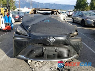 Piąte zdjęcie samochodu w środku: 2023 TOYOTA MIRAI LIMITED VIN:JTDAAAAA1PA010233 - miniatura