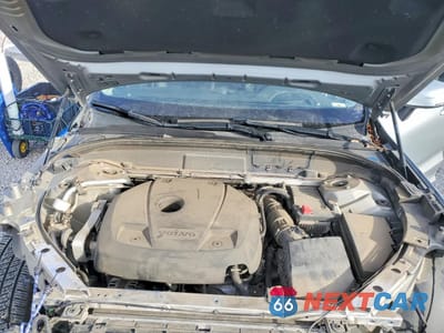 Zdjęcie 12 z 14 samochodu: 2018 VOLVO XC60 T6 MOMENTUM VIN:YV4A22RK4J1084492 - miniatura