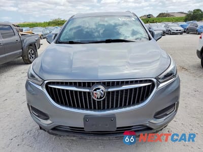 Piąte zdjęcie samochodu w środku: 2018 BUICK ENCLAVE ESSENCE VIN:5GAERBKW4JJ212874 - miniatura