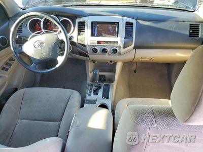 Zdjęcie 8 z 13 samochodu: 2008 TOYOTA TACOMA DOUBLE CAB PRERUNNER LONG BED VIN:3TMKU72NX8M017606 - miniatura