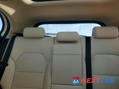 Zdjęcie 10 z 12 samochodu: 2019 MERCEDES-BENZ GLA 250 VIN:WDCTG4EB5KJ551896 - miniatura