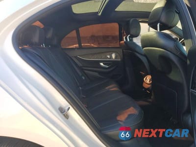 Zdjęcie 10 z 11 samochodu: 2018 MERCEDES-BENZ E 300 4MATIC VIN:WDDZF4KB9JA393767 - miniatura