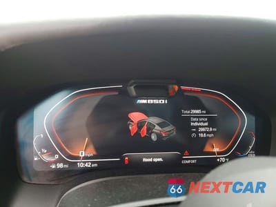 Zdjęcie 9 z 11 samochodu: 2022 BMW M850XI VIN:WBAGV8C01NCH27406 - miniatura