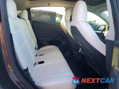 Zdjęcie 10 z 12 samochodu: 2023 TESLA MODEL Y VIN:7SAYGDEF9PF860268 - miniatura
