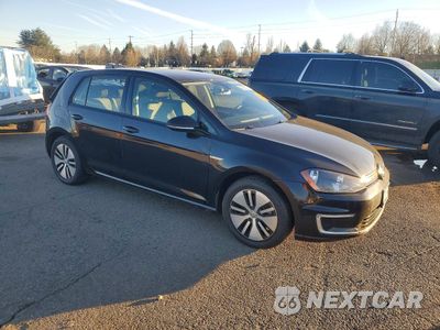 Czwarte zdjęcie samochodu z boku: 2016 VOLKSWAGEN E-GOLF SE VIN:WVWKP7AU1GW900816 - miniatura