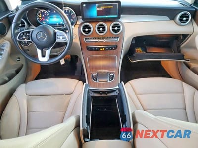 Zdjęcie 8 z 12 samochodu: 2021 MERCEDES-BENZ GLC 300 4MATIC VIN:W1N0G8EB0MF909775 - miniatura