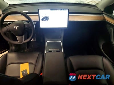 Zdjęcie 8 z 12 samochodu: 2024 TESLA MODEL Y VIN:7SAYGDEE8RF160817 - miniatura