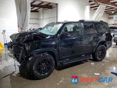 2024 TOYOTA 4RUNNER SR5/SR5 PREMIUM JTENU5JR9R6259273 - główne zdjęcie licytacji z USA - miniatura