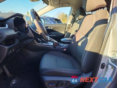 Zdjęcie 7 z 14 samochodu: 2023 TOYOTA RAV4 XLE VIN:2T3P1RFV8PW390208 - miniatura