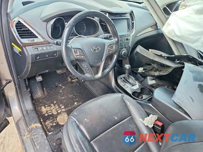 Zdjęcie 8 z 12 samochodu: 2017 HYUNDAI SANTA FE SPORT 2.0T ULTIMATE VIN:5XYZWDLA6HG401673 - miniatura