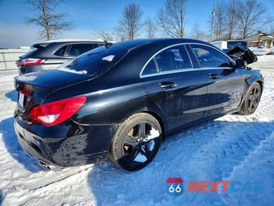 Trzecie zdjęcie samochodu z tyłu: 2014 MERCEDES-BENZ CLA 250 VIN:WDDSJ4EBXEN044501 - miniatura