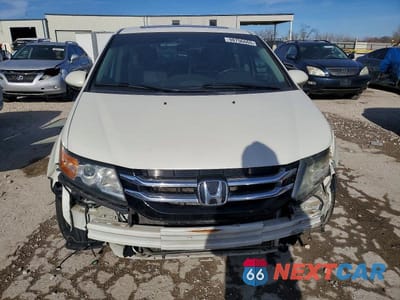 Piąte zdjęcie samochodu w środku: 2015 HONDA ODYSSEY TOURING VIN:5FNRL5H92FB047023 - miniatura