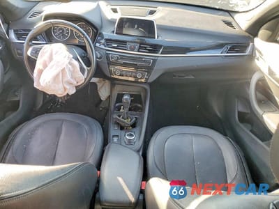 Zdjęcie 8 z 12 samochodu: 2018 BMW X1 SDRIVE28I VIN:WBXHU7C32J5H44893 - miniatura