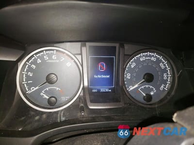 Zdjęcie 9 z 11 samochodu: 2017 TOYOTA TACOMA ACCESS CAB VIN:5TFSZ5AN6HX092000 - miniatura