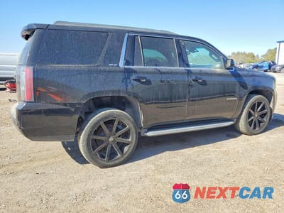 Trzecie zdjęcie samochodu z tyłu: 2018 GMC YUKON SLE 1500 VIN:1GKS1AKC6JR137464 - miniatura