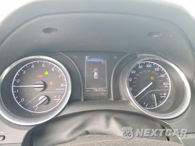 Zdjęcie 9 z 13 samochodu: 2019 TOYOTA CAMRY L VIN:4T1B11HK9KU776961 - miniatura
