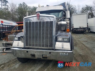 Zdjęcie 7 z 10 samochodu: 2017 KENWORTH W900 DUMP TRUCK VIN:1NKWXPEX1HJ172014 - miniatura