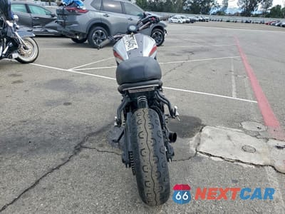 Czwarte zdjęcie samochodu z boku: 2019 YAMAHA XSR700 C VIN:JYARM21Y7KA000422 - miniatura