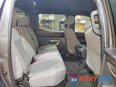 Zdjęcie 10 z 12 samochodu: 2025 TOYOTA TUNDRA SR5 VIN:5TFLA5DB6SX294212 - miniatura