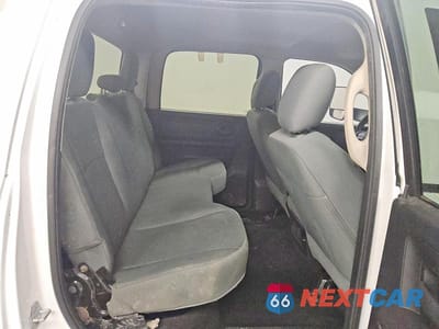 Zdjęcie 10 z 11 samochodu: 2015 RAM 2500 ST VIN:3C6UR5HJ4FG586893 - miniatura