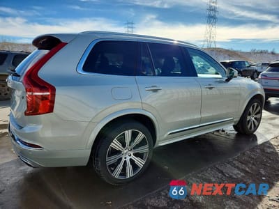 Trzecie zdjęcie samochodu z tyłu: 2021 VOLVO XC90 T6 INSCRIPTION VIN:YV4A22PL3M1700408 - miniatura