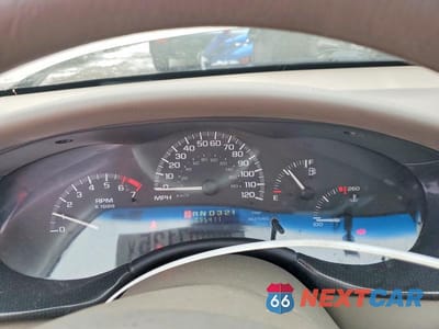 Zdjęcie 9 z 12 samochodu: 2000 CHEVROLET MALIBU VIN:1G1ND52J6Y6147020 - miniatura