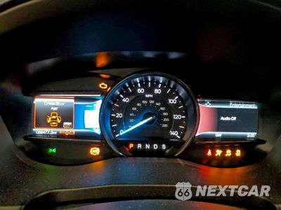 Zdjęcie 9 z 16 samochodu: 2018 FORD EXPLORER XLT VIN:1FM5K8D80JGA64493 - miniatura