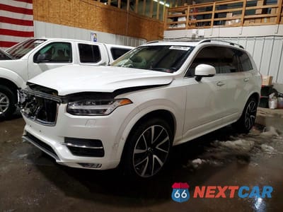 2019 VOLVO XC90 T6 MOMENTUM YV4A22PK2K1432150 - główne zdjęcie licytacji z USA - miniatura