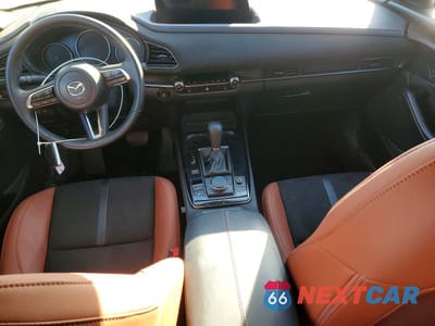 Zdjęcie 8 z 12 samochodu: 2024 MAZDA CX-30 CARBON TURBO VIN:3MVDMBXY1RM655211 - miniatura