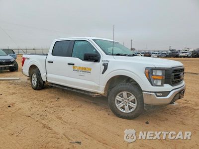 Czwarte zdjęcie samochodu z boku: 2023 FORD F150 SUPERCREW VIN:1FTFW1E51PKF59235 - miniatura