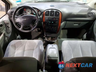 Zdjęcie 8 z 13 samochodu: 2005 CHRYSLER TOWN & COUNTRY LX VIN:2C4GP44R75R300917 - miniatura