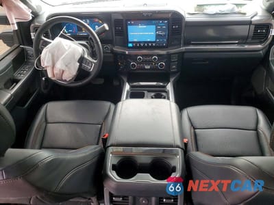 Zdjęcie 8 z 12 samochodu: 2025 FORD F250 SUPER DUTY VIN:1FT8W2BTXSED63688 - miniatura