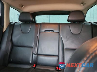 Zdjęcie 10 z 13 samochodu: 2011 VOLVO XC60 3.2 VIN:YV4952DL9B2163663 - miniatura