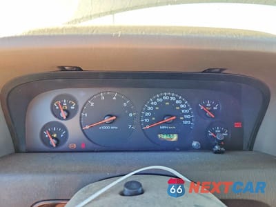 Zdjęcie 9 z 12 samochodu: 2001 JEEP GRAND CHEROKEE LAREDO VIN:1J4GW48S91C671624 - miniatura