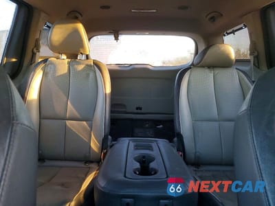 Zdjęcie 10 z 13 samochodu: 2017 KIA SEDONA LX VIN:KNDMB5C16H6248758 - miniatura